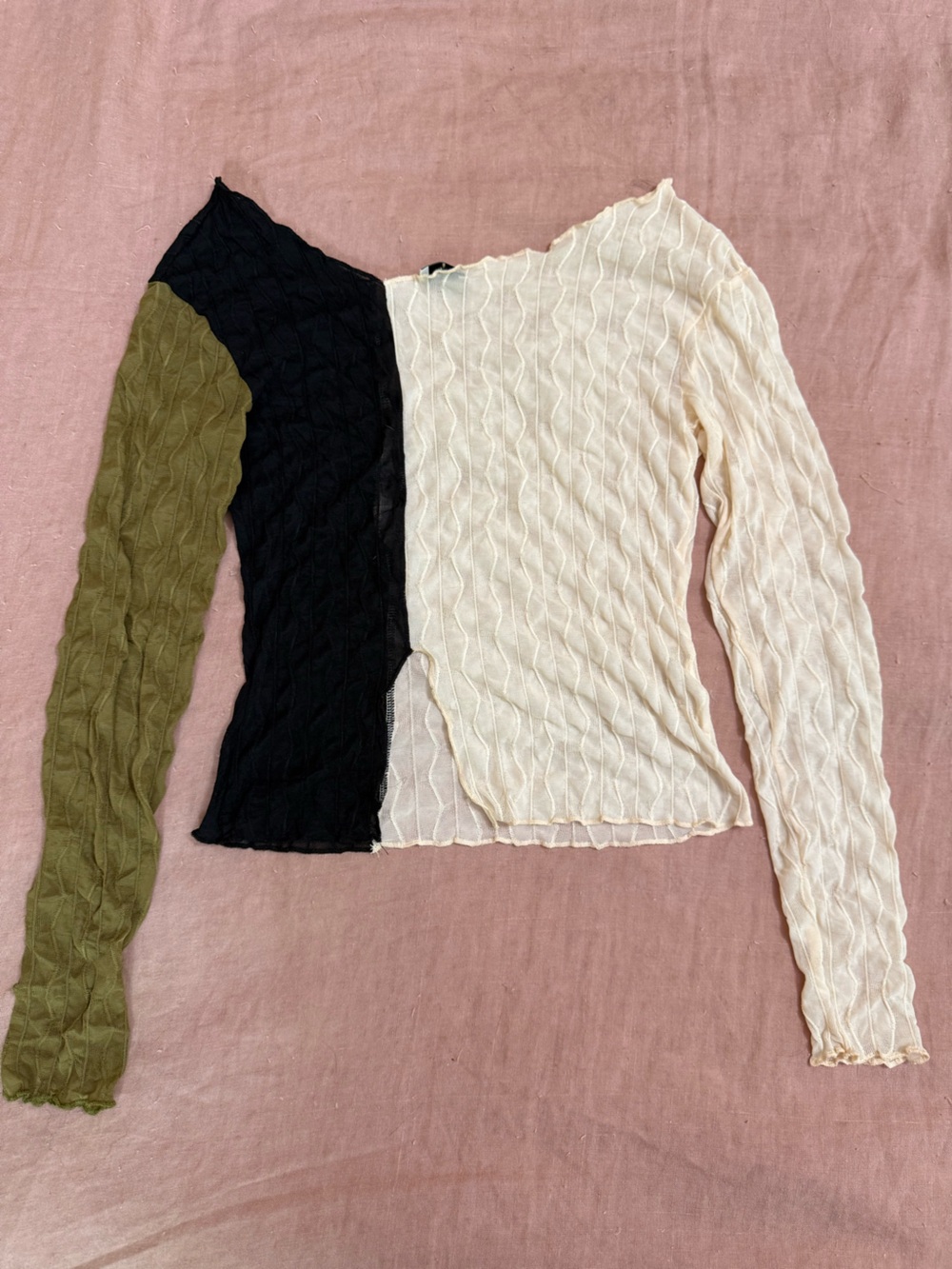 Nia The Brand Colorblock Long Sleeve Women's Top in Olive, Black & Cream